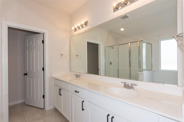 2500 Roosevelt RD, Leander, TX 78641