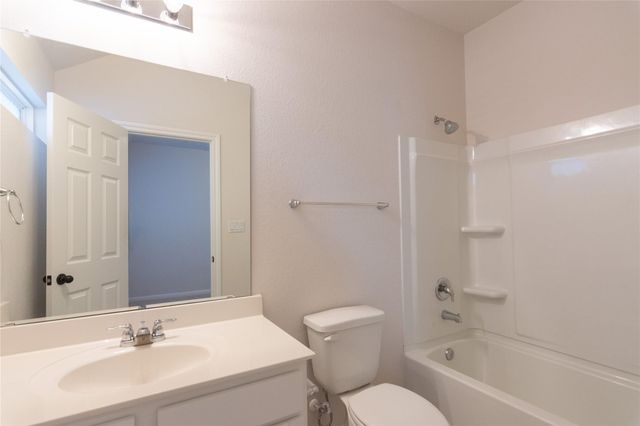 2500 Roosevelt RD, Leander, TX 78641