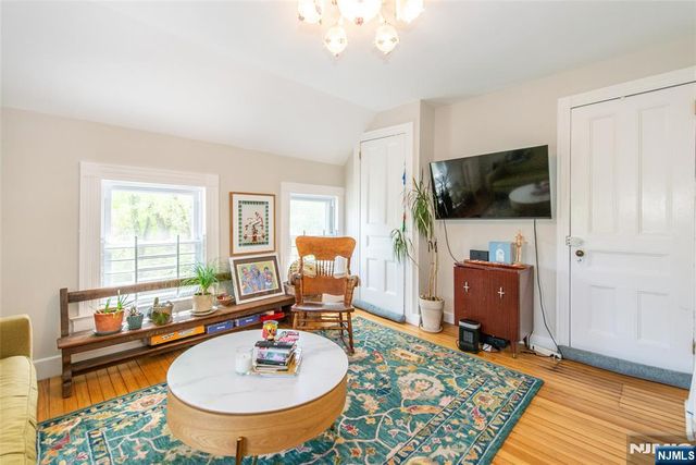 157 Walnut Street, Montclair, NJ 07042