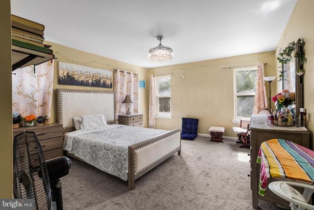 321 GRANT AVE, Hightstown, NJ 08520