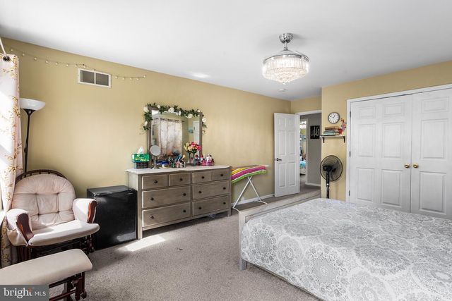 321 GRANT AVE, Hightstown, NJ 08520