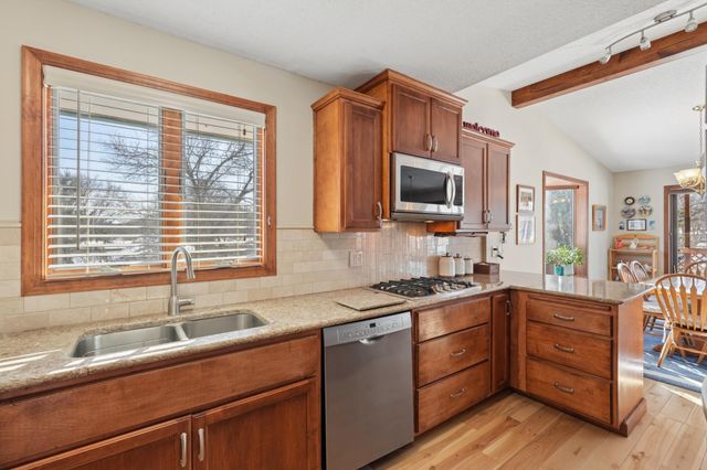 14479 Garland Avenue, Apple Valley, MN 55124