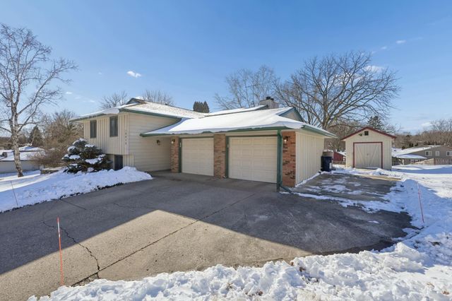14479 Garland Avenue, Apple Valley, MN 55124