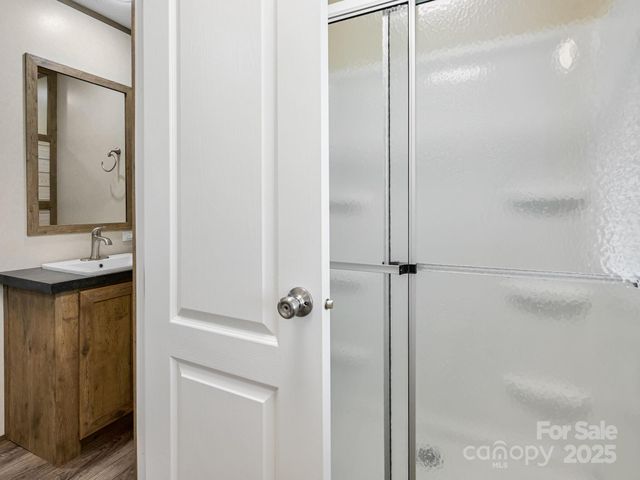 123 Big Oak Road, Hendersonville, NC 28792