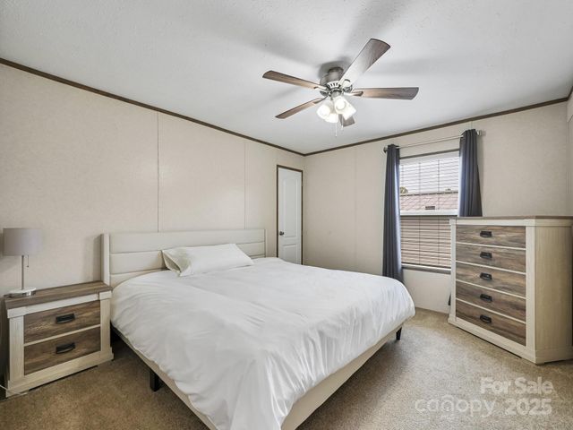 123 Big Oak Road, Hendersonville, NC 28792