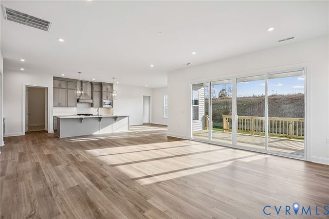 1042 Arbor Heights Ter, Midlothian, VA 23114