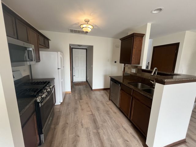 506 Prairie View Drive 506, Minooka, IL 60447