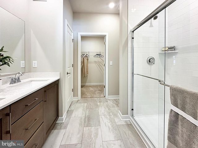 544 ARROWGRASS LN, New Castle, DE 19720