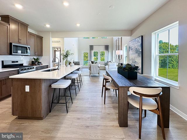 544 ARROWGRASS LN, New Castle, DE 19720