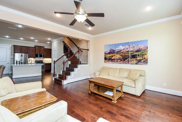 8413 Water Oak Pass Drive, Houston, TX 77055