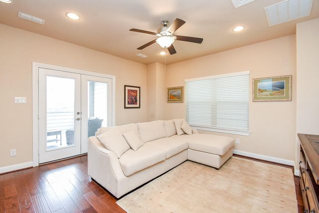 8413 Water Oak Pass Drive, Houston, TX 77055
