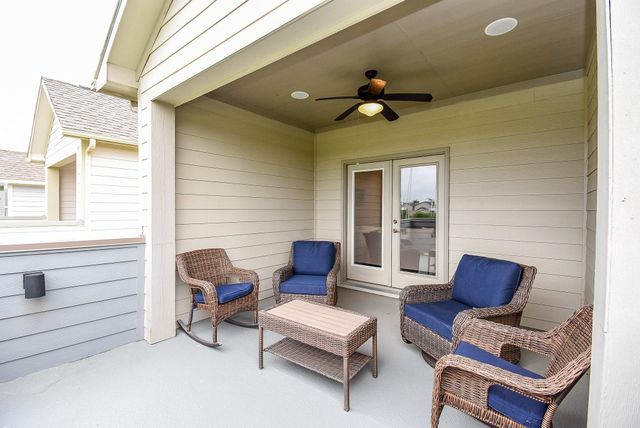 8413 Water Oak Pass Drive, Houston, TX 77055