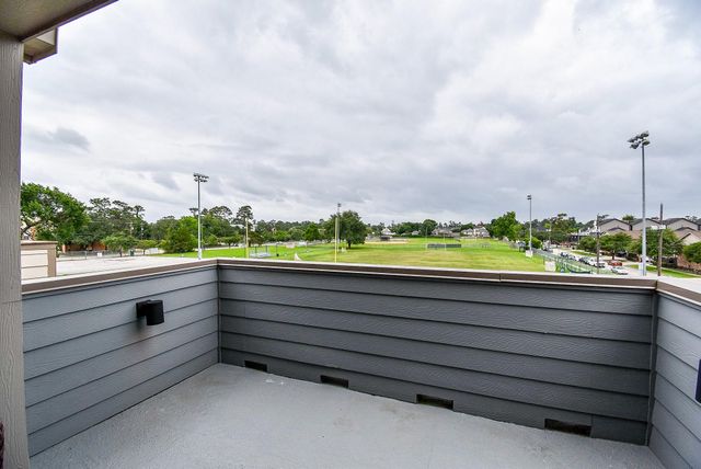 8413 Water Oak Pass Drive, Houston, TX 77055