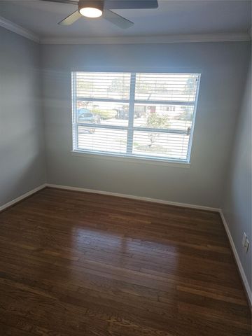 10510 Sierra Drive, Houston, TX 77051