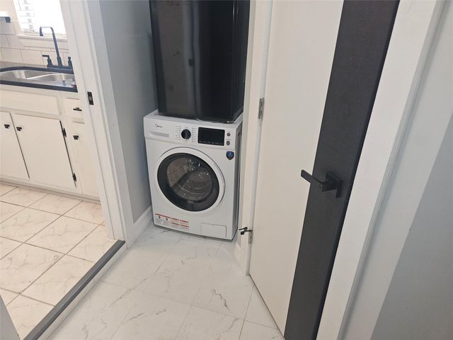 10510 Sierra Drive, Houston, TX 77051