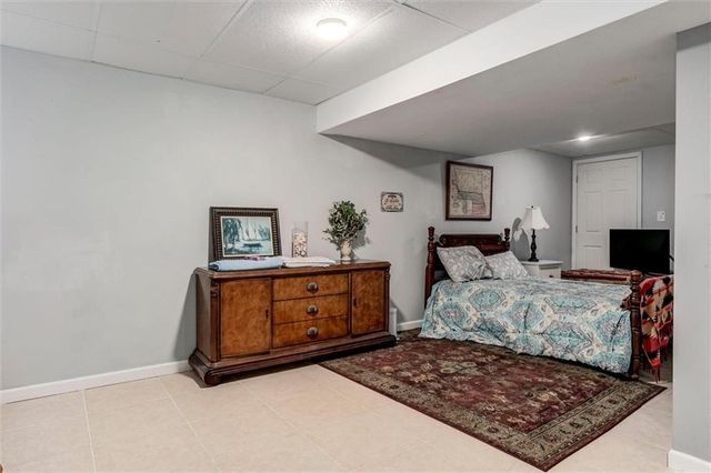 8910 W 132nd Terrace, Overland Park, KS 66213