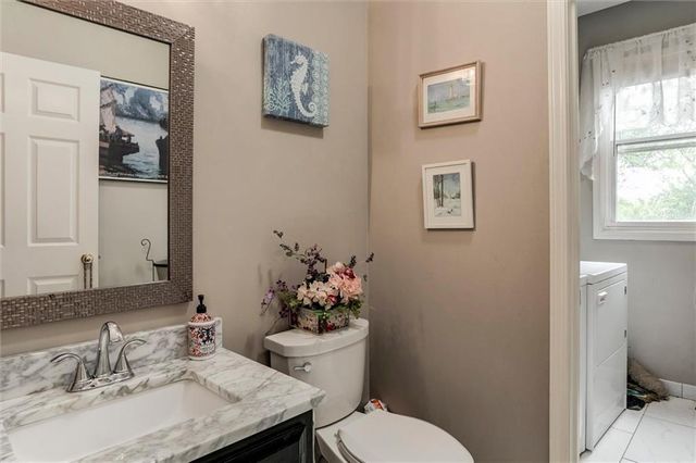 8910 W 132nd Terrace, Overland Park, KS 66213