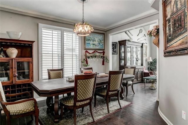 8910 W 132nd Terrace, Overland Park, KS 66213