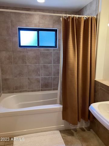 36601 N Mule Train Road 29C, Carefree, AZ 85377