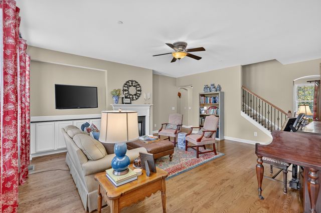 5963 Fishing Creek Rd, Nolensville, TN 37135
