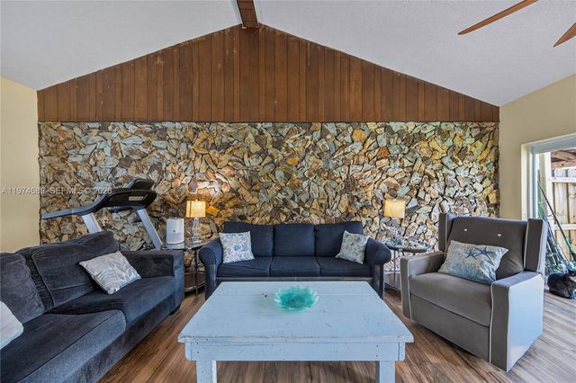 7265 W Sunrise Blvd 7265L, Plantation, FL 33313