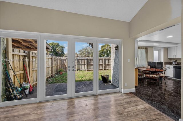 7265 W Sunrise Blvd 7265L, Plantation, FL 33313