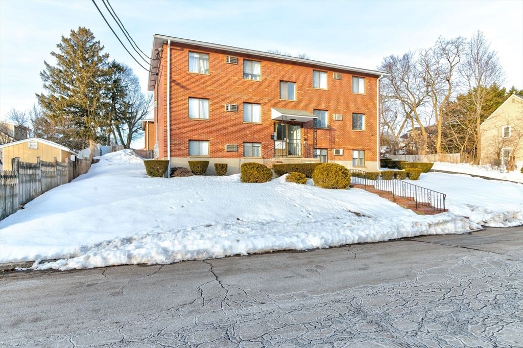 72 Martensen St 2, Quincy, MA 02169