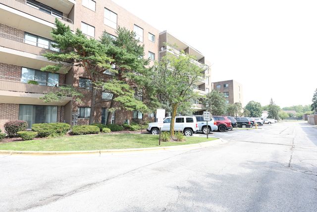 7 E CARRIAGEWAY Drive 408, Hazel Crest, IL 60429