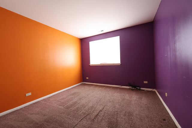7 E CARRIAGEWAY Drive 408, Hazel Crest, IL 60429