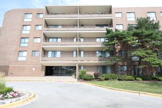 7 E CARRIAGEWAY Drive 408, Hazel Crest, IL 60429