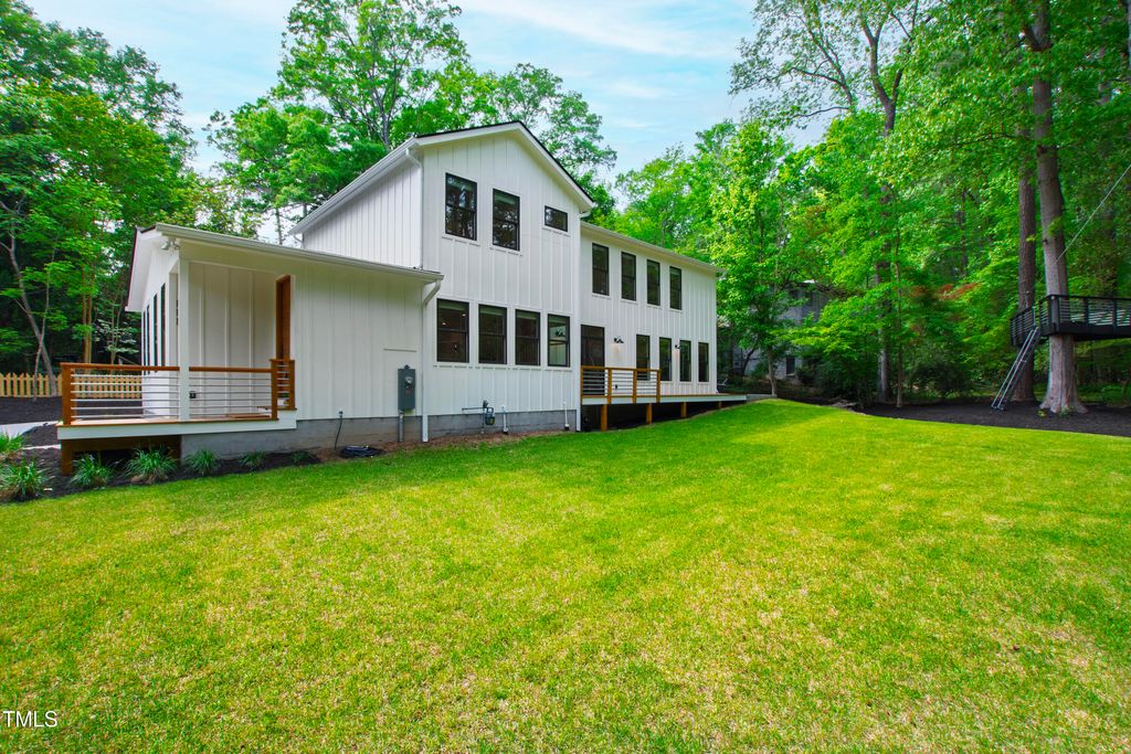 112 Meadowbrook Drive, Chapel Hill, NC 27514