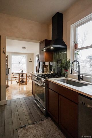 101 Connecticut Street, Highland Park, MI 48203