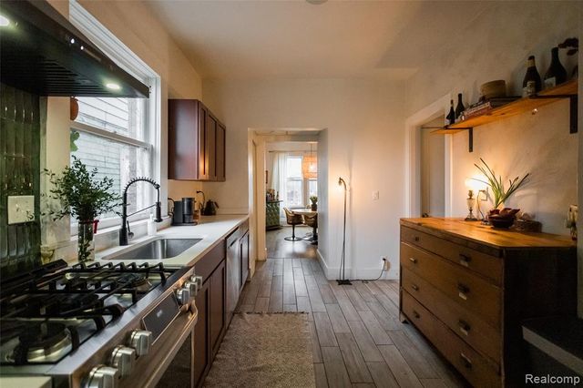 101 Connecticut Street, Highland Park, MI 48203