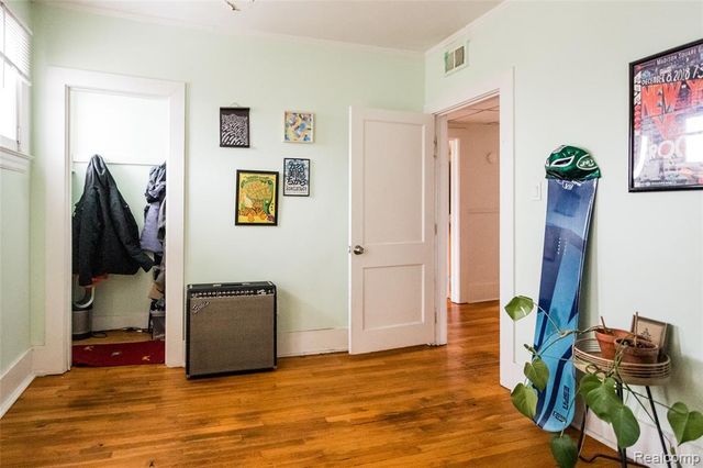 101 Connecticut Street, Highland Park, MI 48203