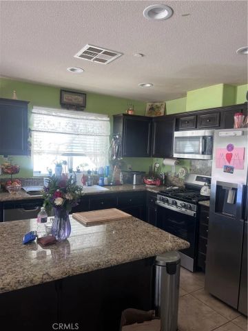 14416 Tawney Ridge Ln, Victorville, CA 92394