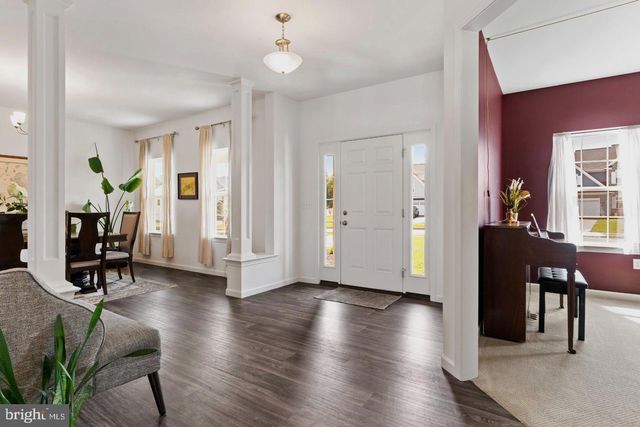 887 ASHFIELD DR, Carlisle, PA 17015