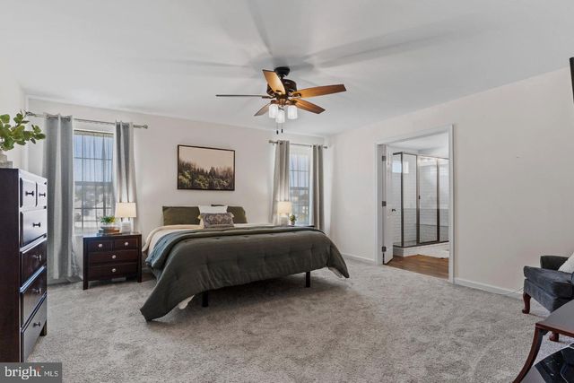 887 ASHFIELD DR, Carlisle, PA 17015
