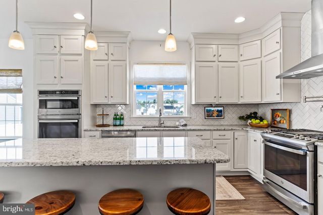 887 ASHFIELD DR, Carlisle, PA 17015