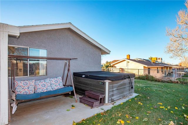 36904 95th E, Littlerock, CA 93543