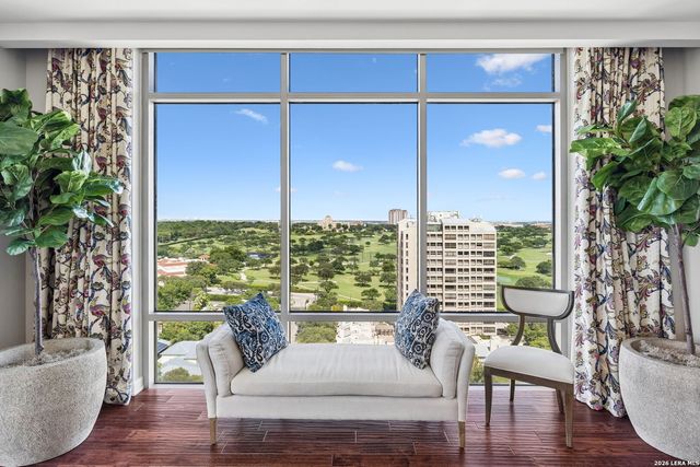 4242 Broadway APT 1704, San Antonio, TX 78209