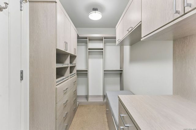 4242 Broadway APT 1704, San Antonio, TX 78209