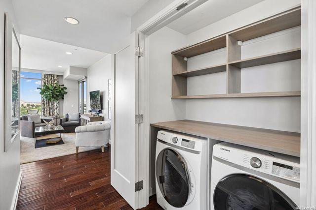 4242 Broadway APT 1704, San Antonio, TX 78209