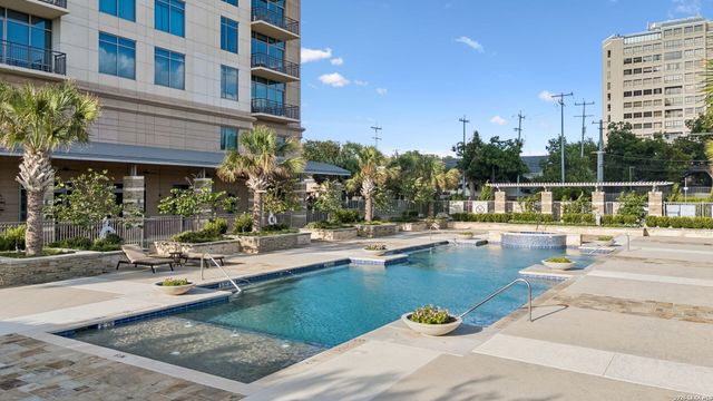 4242 Broadway APT 1704, San Antonio, TX 78209