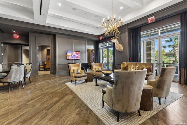 4242 Broadway APT 1704, San Antonio, TX 78209