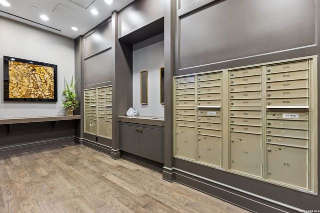 4242 Broadway APT 1704, San Antonio, TX 78209