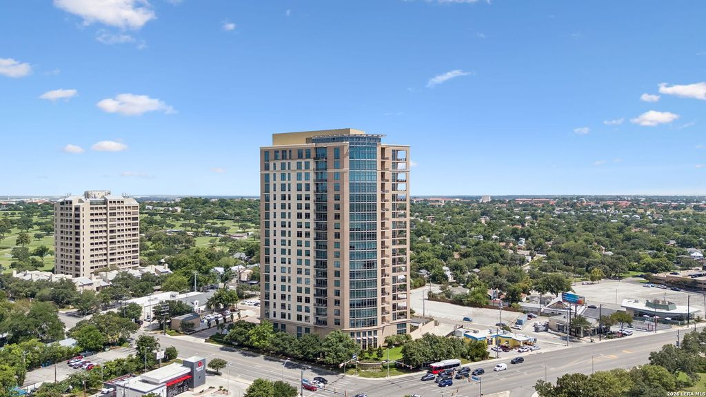 4242 Broadway APT 1704, San Antonio, TX 78209