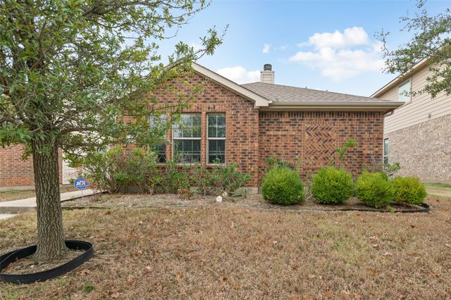 1313 Honeywood Lane, Royse City, TX 75189