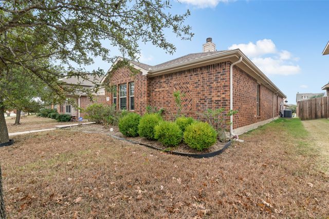 1313 Honeywood Lane, Royse City, TX 75189