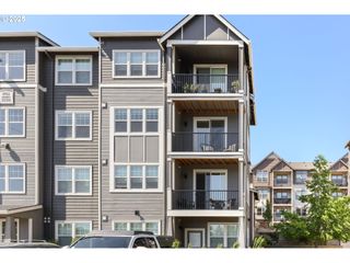 17182 Sw APPLEDALE Rd 302, Beaverton, OR 97007