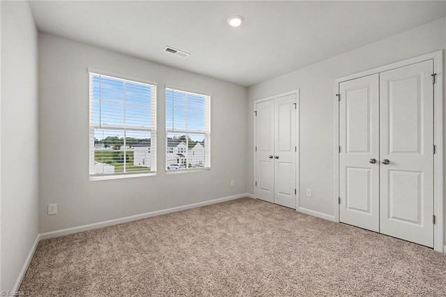 5037 fallmeade Road, Kernersville, NC 27284